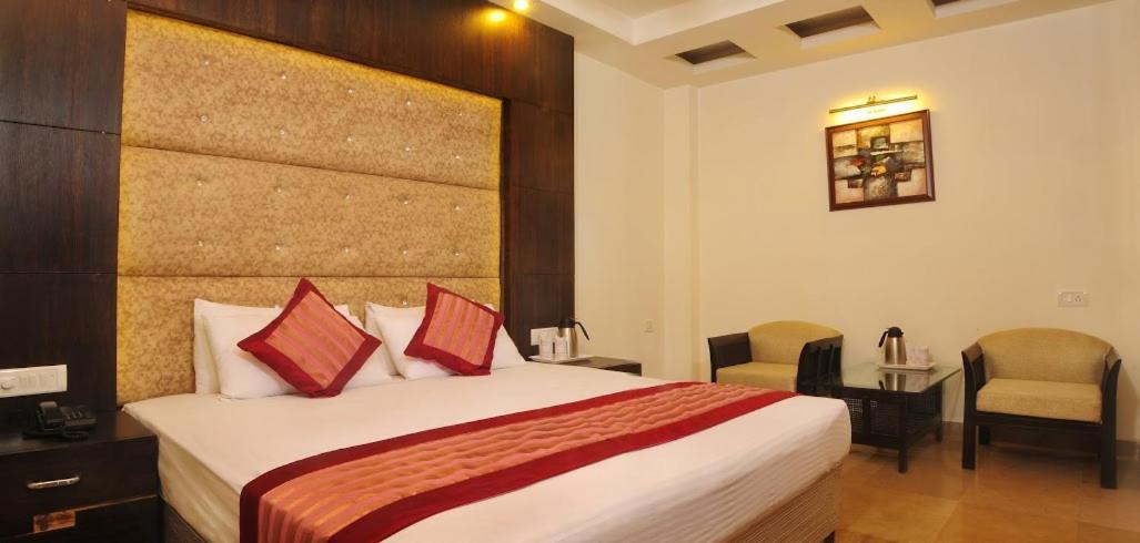 Hotel City Height - Delhi Ncr Id Not Accepted Neu-Delhi Exterior foto